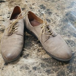 OluKai Clay Brown Keawe Shoes
